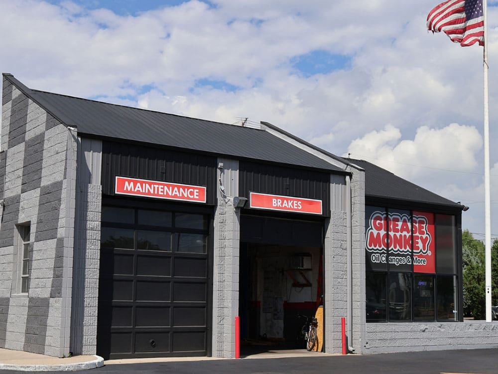 Oilex Reaches 30-Store Milestone with Acquisition of Grease Monkey® Store #734 in Lakewood, Colorado